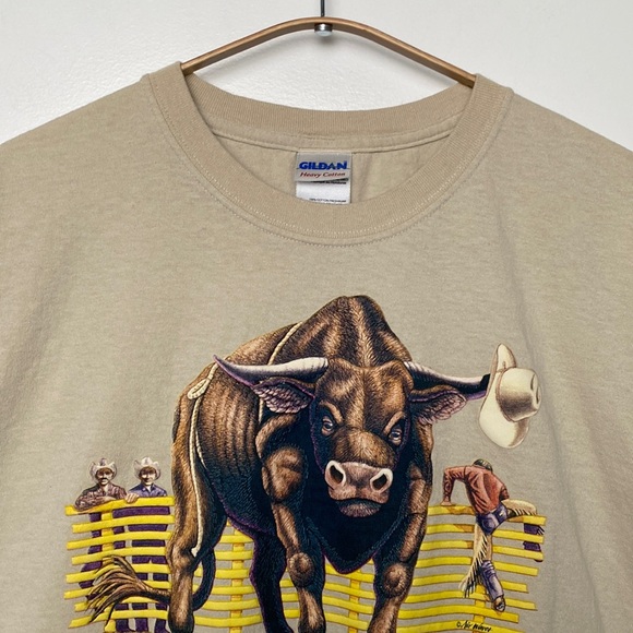 Calgary Rodeo Souvenir T-Shirt Men Large Beige Late 00s Graphic Bull Cowboys - Picture 2 of 12